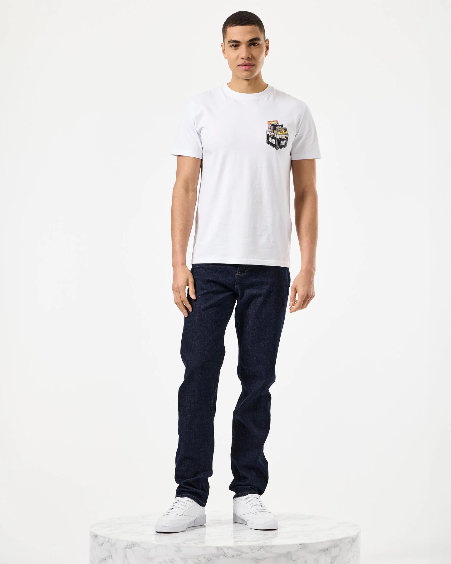 Weekend Offender - Diggin Graphic Tee - White