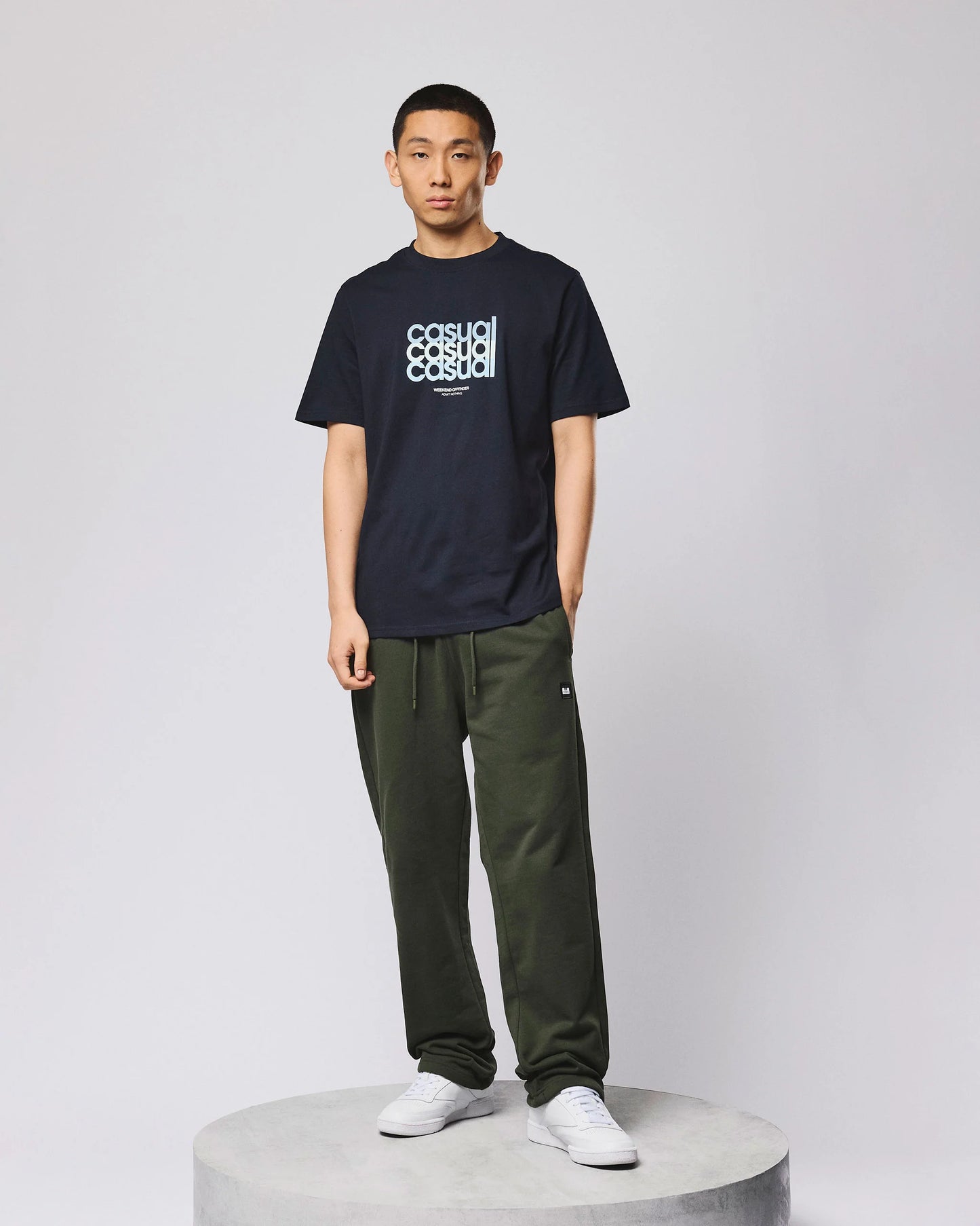 Weekend Offender | W.O.L. Graphic T-Shirt - Navy